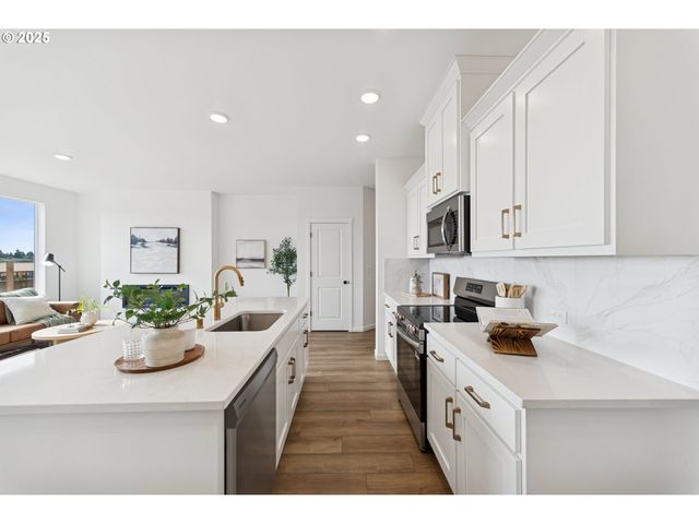 1606 Ne 181st Ave, Vancouver, WA 98684