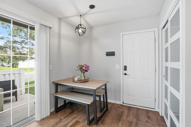 13229 Bush Lane, Eden Prairie, MN 55347