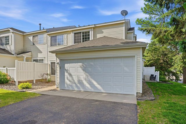 13229 Bush Lane, Eden Prairie, MN 55347