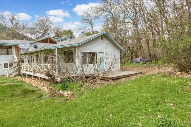 13645 E Evans Creek Road, Rogue River, OR 97537