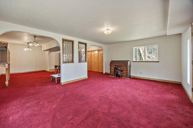 13645 E Evans Creek Road, Rogue River, OR 97537