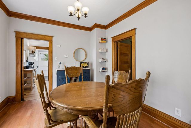 1262 Charles Avenue, Saint Paul, MN 55104