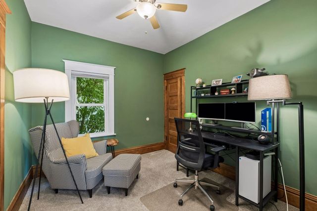 1262 Charles Avenue, Saint Paul, MN 55104