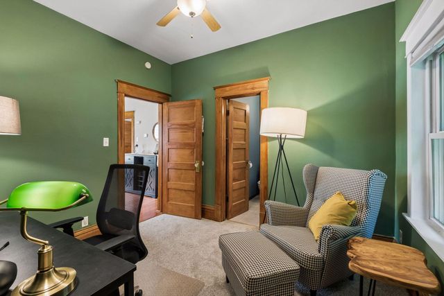 1262 Charles Avenue, Saint Paul, MN 55104
