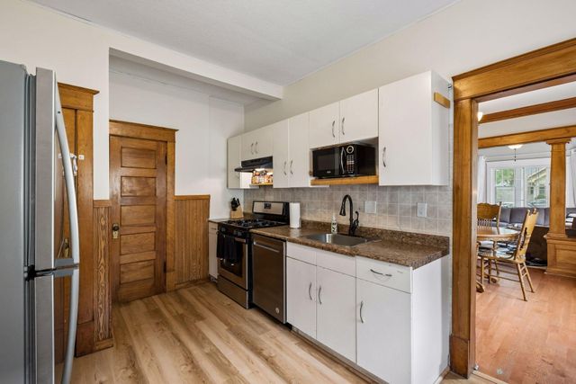 1262 Charles Avenue, Saint Paul, MN 55104