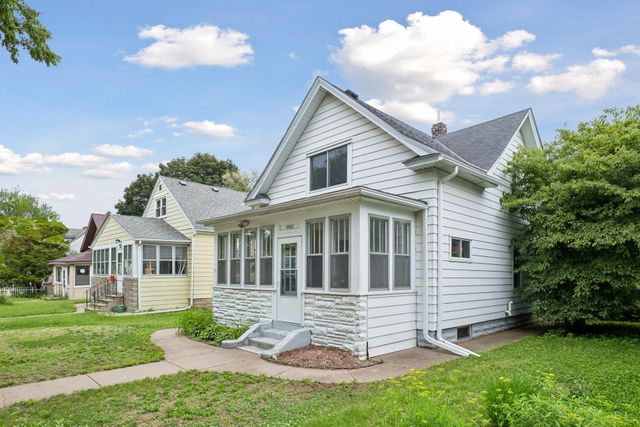 1262 Charles Avenue, Saint Paul, MN 55104