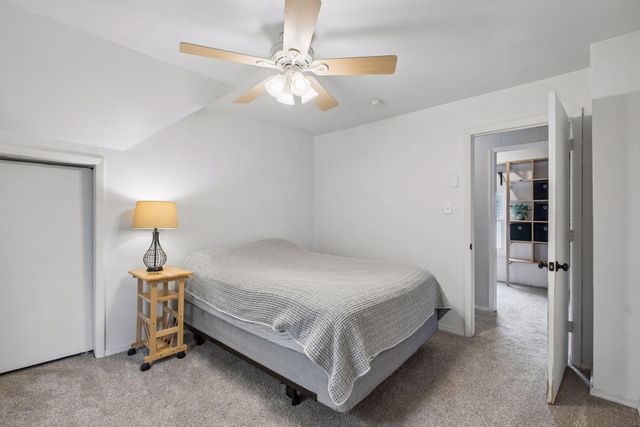 1262 Charles Avenue, Saint Paul, MN 55104