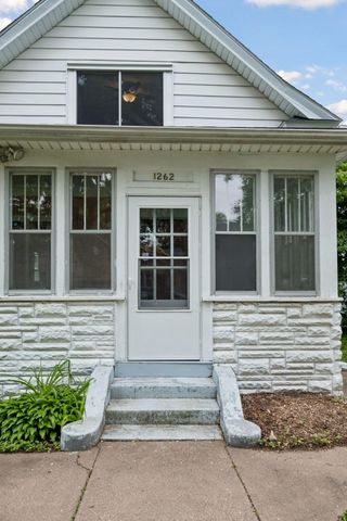1262 Charles Avenue, Saint Paul, MN 55104