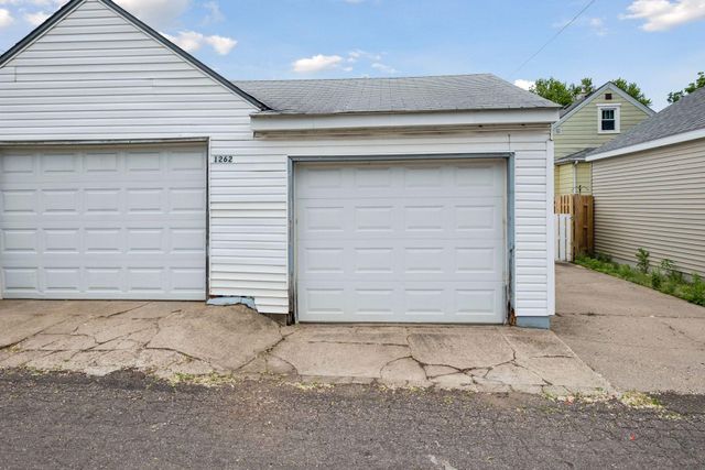 1262 Charles Avenue, Saint Paul, MN 55104