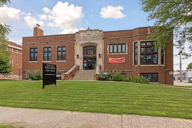 1262 Charles Avenue, Saint Paul, MN 55104