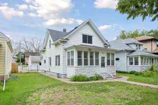 1262 Charles Avenue, Saint Paul, MN 55104