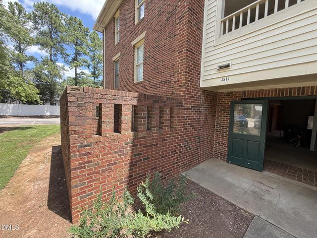 3531 Ivy Commons Drive 101, Raleigh, NC 27606