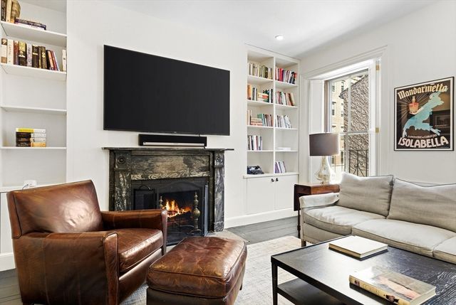 22 Joy St, Boston, MA 02114