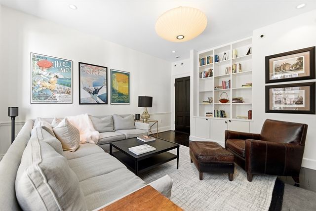 22 Joy St, Boston, MA 02114