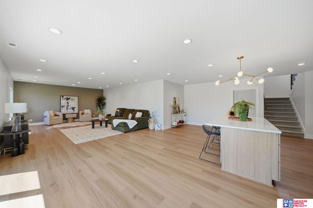 4940 S 89th Street, Lincoln, NE 68526