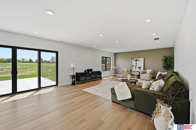 4940 S 89th Street, Lincoln, NE 68526
