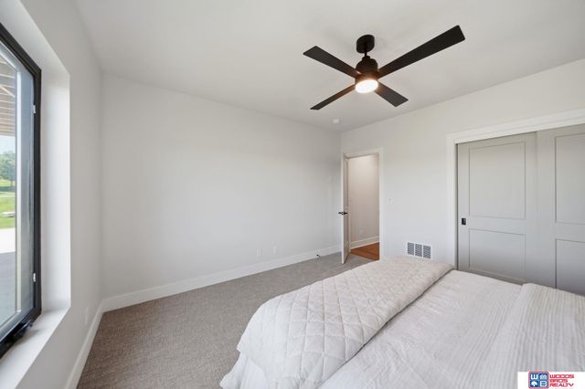 4940 S 89th Street, Lincoln, NE 68526