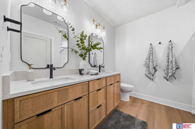 4940 S 89th Street, Lincoln, NE 68526