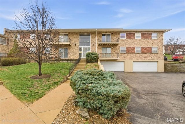 10387 Forest Brook Lane F, St Louis, MO 63146