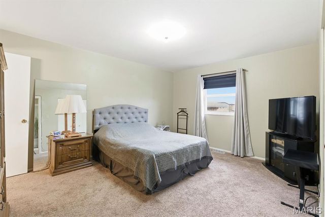 10387 Forest Brook Lane F, St Louis, MO 63146