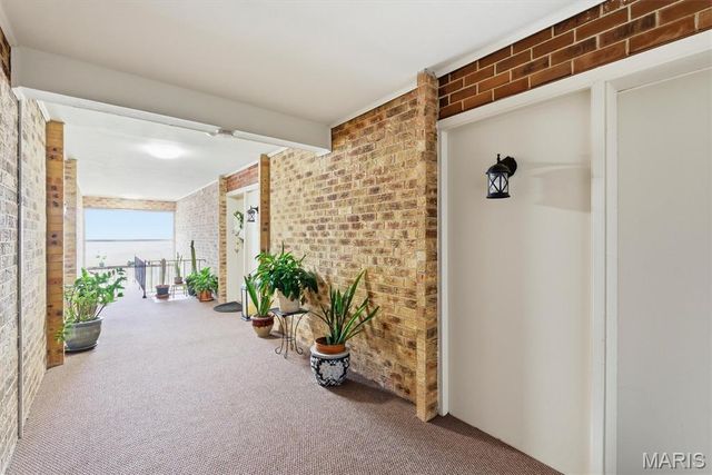 10387 Forest Brook Lane F, St Louis, MO 63146