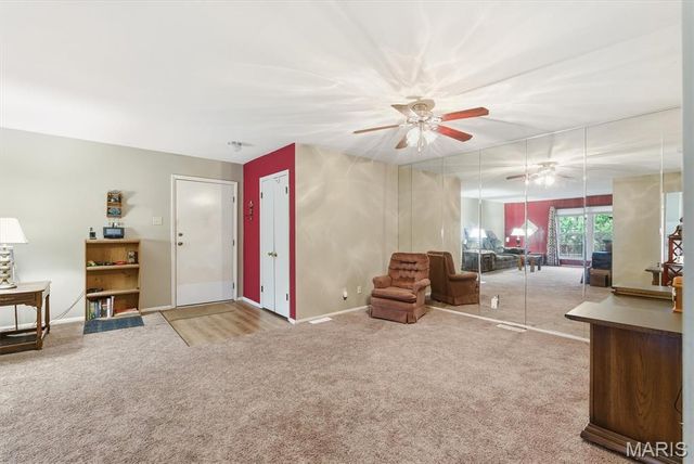 10387 Forest Brook Lane F, St Louis, MO 63146