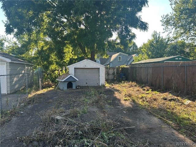 28 Davey Street, Buffalo, NY 14206