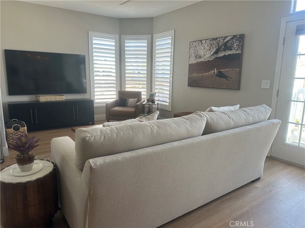 Image 11 of property listing at 80 Huntington 606, Huntington Beach, CA 92648