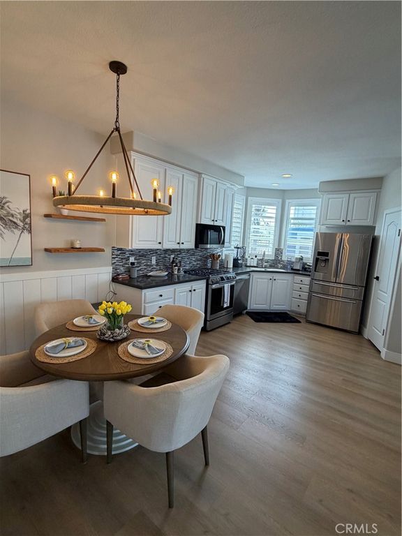 Image 5 of property listing at 80 Huntington 606, Huntington Beach, CA 92648