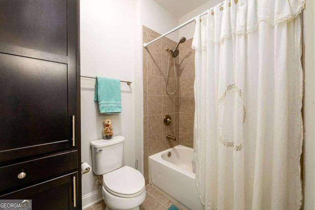 4041 Woodward Walk Lane, Suwanee, GA 30024