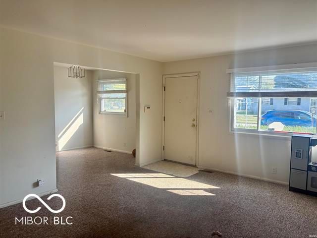 2704 W Brookfield Drive, Muncie, IN 47302