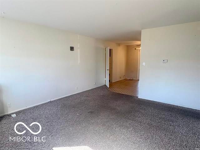 2704 W Brookfield Drive, Muncie, IN 47302