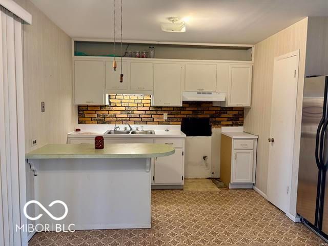 2704 W Brookfield Drive, Muncie, IN 47302