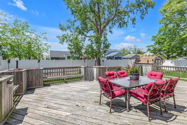 386 Harrison Avenue, Massapequa, NY 11758
