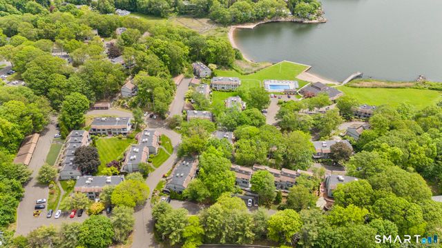 20 Harbour Village A, Branford, CT 06405