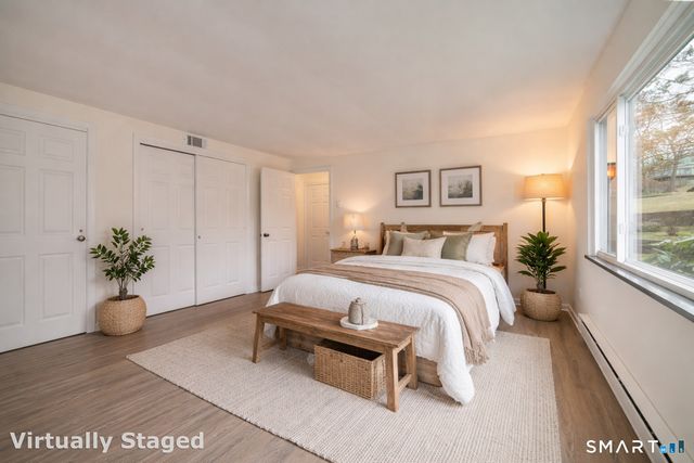 20 Harbour Village A, Branford, CT 06405