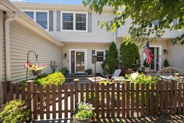 241 Catherine Street 241, Buchanan, NY 10511