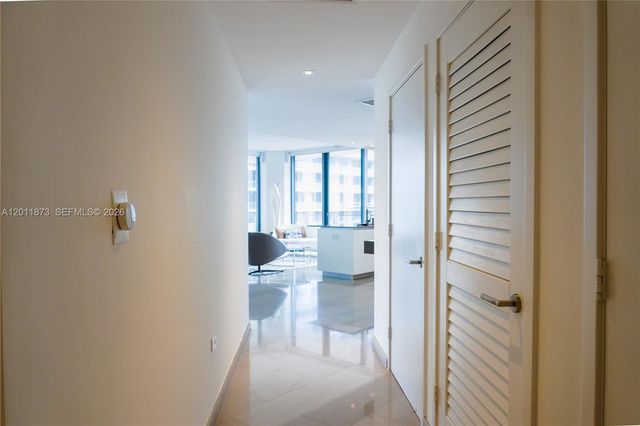 88 SW 7 2112, Miami, FL 33130
