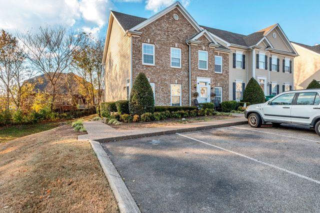 201 Dakota Dr, Spring Hill, TN 37174