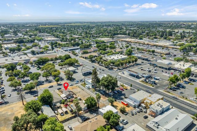 421 West St, Woodland, CA 95695