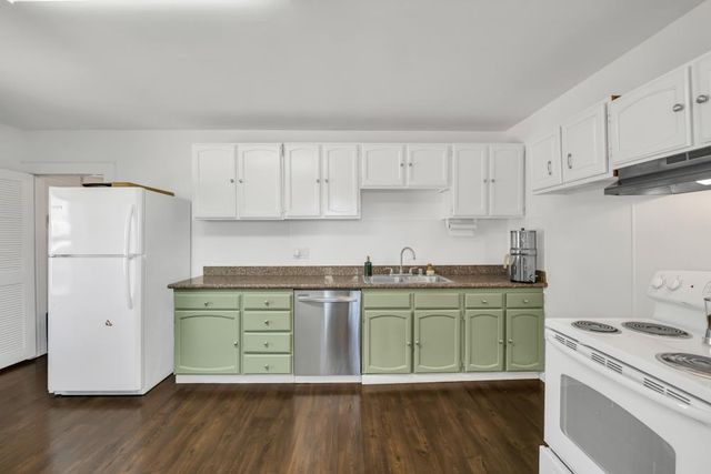 421 West St, Woodland, CA 95695