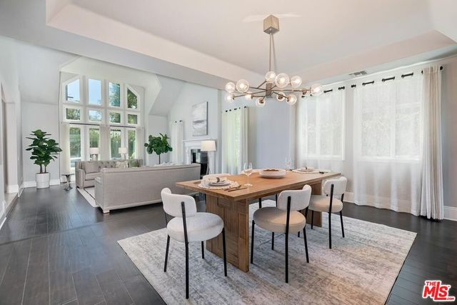 4131 Troost Avenue, Studio City, CA 91604