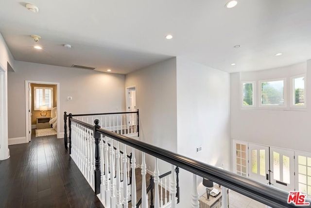 4131 Troost Avenue, Studio City, CA 91604