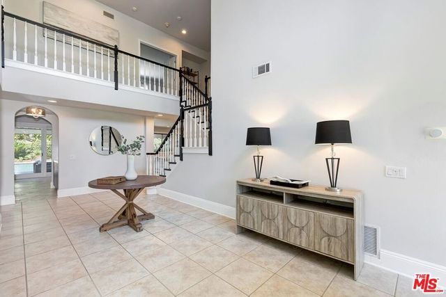 4131 Troost Avenue, Studio City, CA 91604