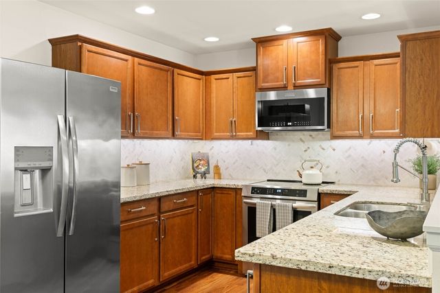 12006 61st Avenue Ct, Gig Harbor, WA 98332