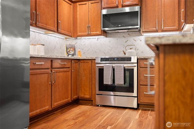 12006 61st Avenue Ct, Gig Harbor, WA 98332