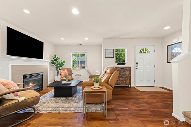 12006 61st Avenue Ct, Gig Harbor, WA 98332