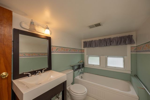 1515 Main Street, Paris, KY 40361