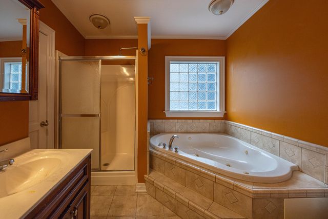 1515 Main Street, Paris, KY 40361