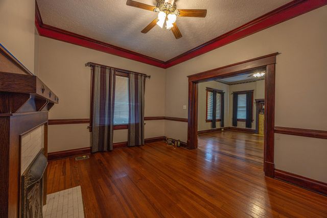 1515 Main Street, Paris, KY 40361